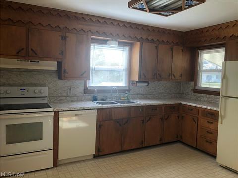 2112 Millers Ave, Belpre, OH 45714 photo 13
