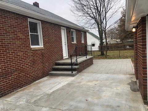 1834 E 37th St, Lorain, OH 44055 photo 6