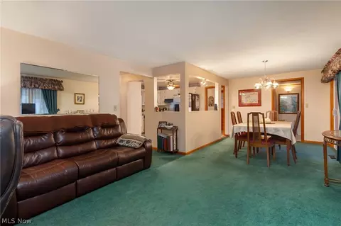 167 Nottingham Dr, Elyria, OH 44035 photo 5