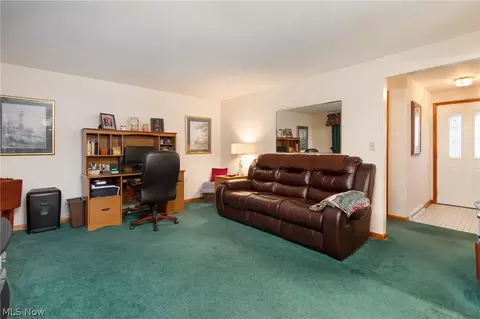 167 Nottingham Dr, Elyria, OH 44035 photo 4