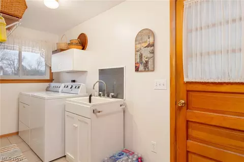 167 Nottingham Dr, Elyria, OH 44035 photo 26