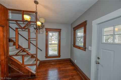 298 Julien Ave, Akron, OH 44310 photo 14