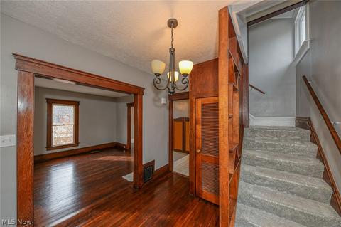 298 Julien Ave, Akron, OH 44310 photo 15
