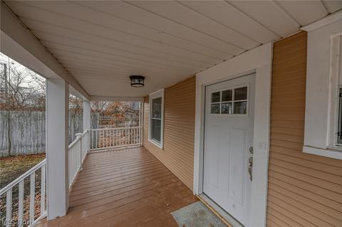 298 Julien Ave, Akron, OH 44310 photo 4