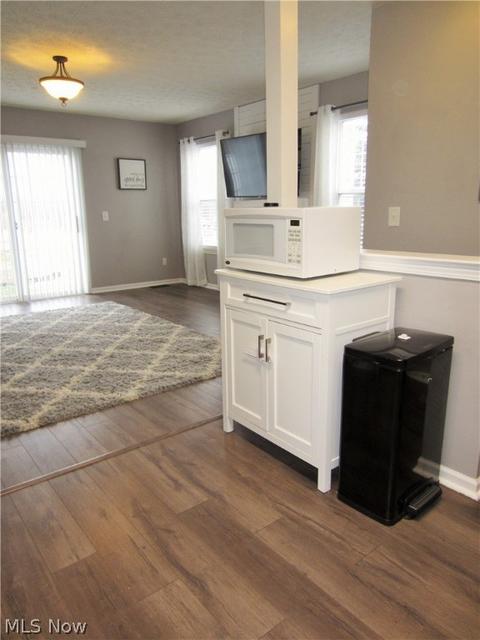 114 Meander Ln, Elyria, OH 44035 photo 10