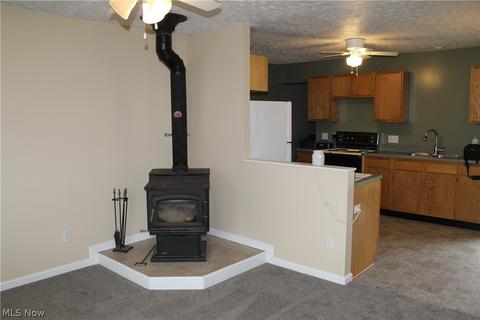 2124 Harrison Ave, Lorain, OH 44055 photo 8
