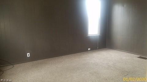 331 Washington St, Barnesville, OH 43713 photo 5