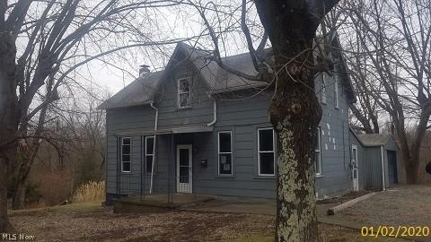 331 Washington St, Barnesville, OH 43713 photo 2