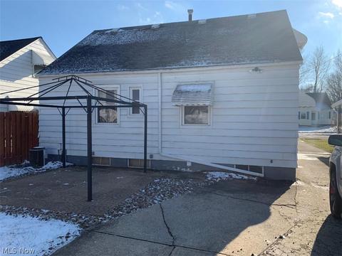 534 Cambridge, Elyria, OH 44035 photo 3