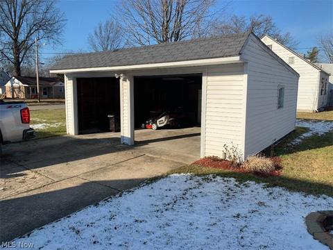534 Cambridge, Elyria, OH 44035 photo 12