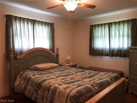 704 E Shafer Ave, Dover, OH 44622 photo 6