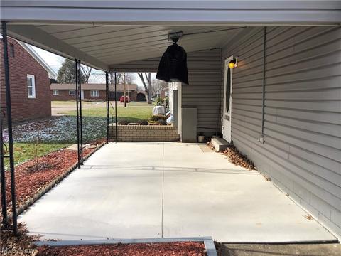 704 E Shafer Ave, Dover, OH 44622 photo 17