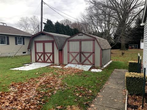 704 E Shafer Ave, Dover, OH 44622 photo 18