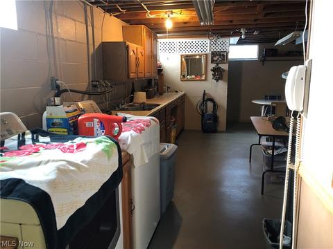 704 E Shafer Ave, Dover, OH 44622 photo 14