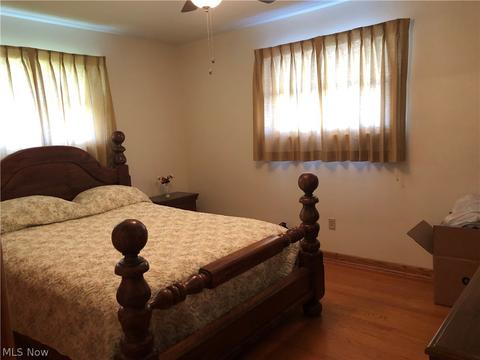 704 E Shafer Ave, Dover, OH 44622 photo 5