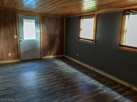 500 Betscher Ave, Dover, OH 44622 photo 15
