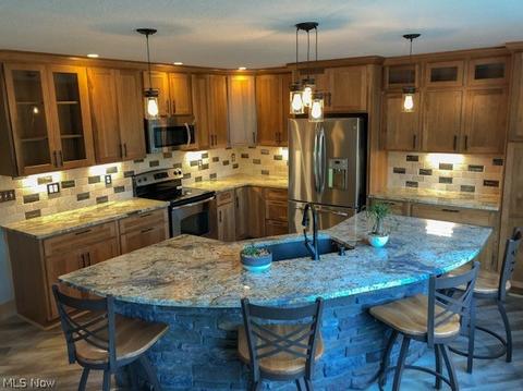 500 Betscher Ave, Dover, OH 44622 photo 10