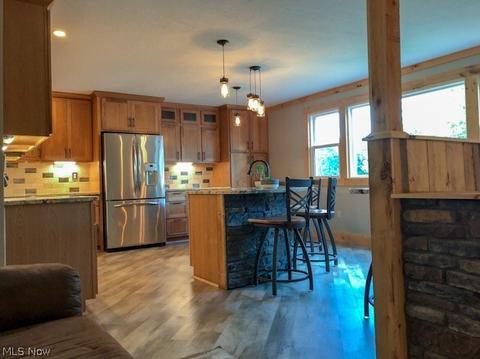 500 Betscher Ave, Dover, OH 44622 photo 11