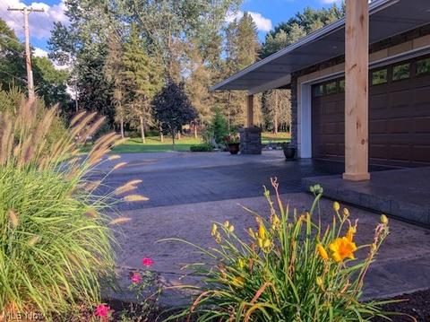 500 Betscher Ave, Dover, OH 44622 photo 3