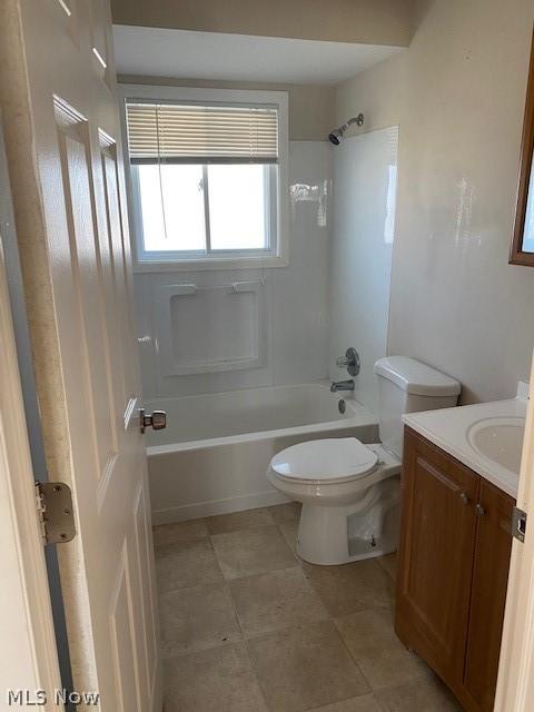 15775 Rademaker Blvd, Brook Park, OH 44142 photo 7