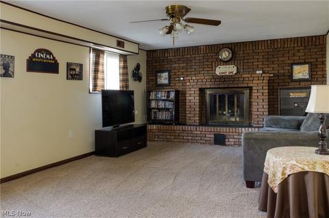 282 Berwin Pl, Munroe Falls, OH 44262 photo 12