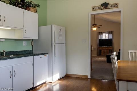 282 Berwin Pl, Munroe Falls, OH 44262 photo 11