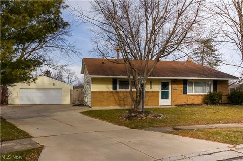 282 Berwin Pl, Munroe Falls, OH 44262 photo 1