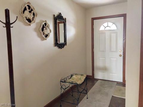 221 Pinehurst Dr, Dover, OH 44622 photo 4