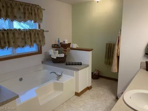 5544 Windfall Rd, Medina, OH 44256 photo 10