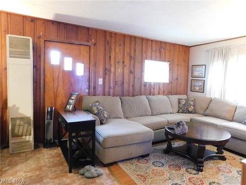 2435 Linwood Dr, Ashtabula, OH 44004 photo 7