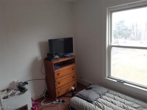 125 Parkview Ct, Elyria, OH 44035 photo 5