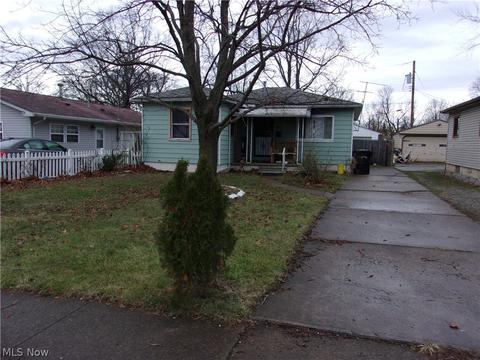 411 Bell Ave, Elyria, OH 44035 photo 1