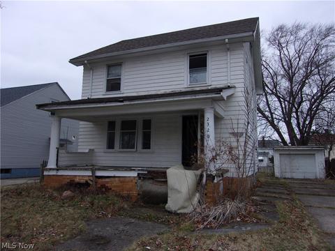 2329 E 32nd St, Lorain, OH 44055 photo 1