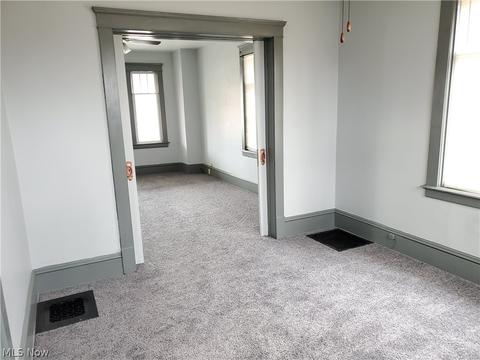 1709 Prospect Rd, Ashtabula, OH 44004 photo 10