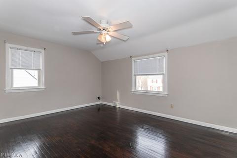 4908 Edsal Dr, Lyndhurst, OH 44124 photo 17