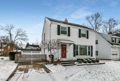 4908 Edsal Dr, Lyndhurst, OH 44124 photo 1