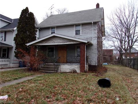 1851 E 34th St, Lorain, OH 44055 photo 1