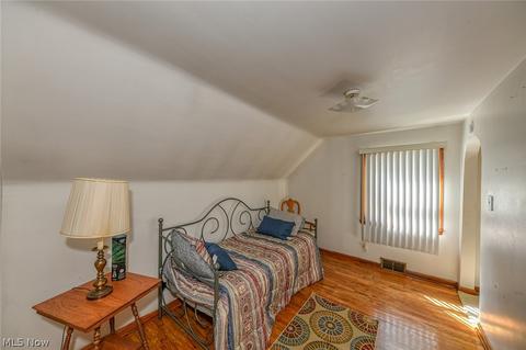 135 E Brookside Ave, Akron, OH 44301 photo 14
