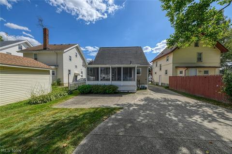 135 E Brookside Ave, Akron, OH 44301 photo 5