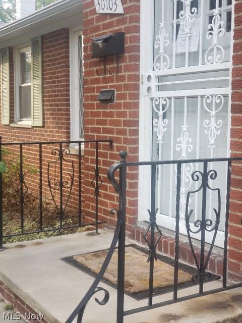 30103 Harrison St, Willowick, OH 44095 photo 2