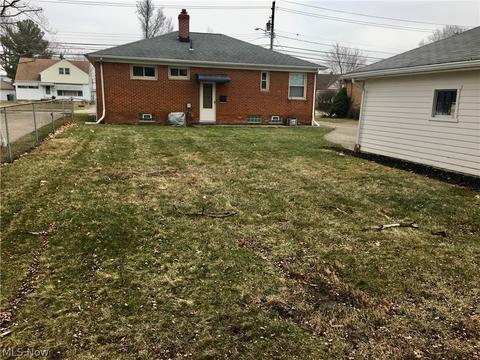 31625 Willowick Dr, Willowick, OH 44095 photo 6