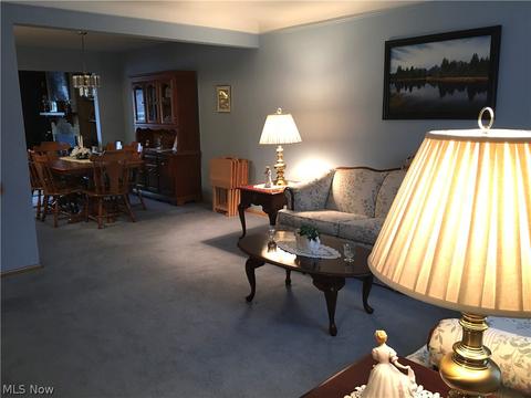 3080 Hetzel Dr, Parma, OH 44134 photo 11