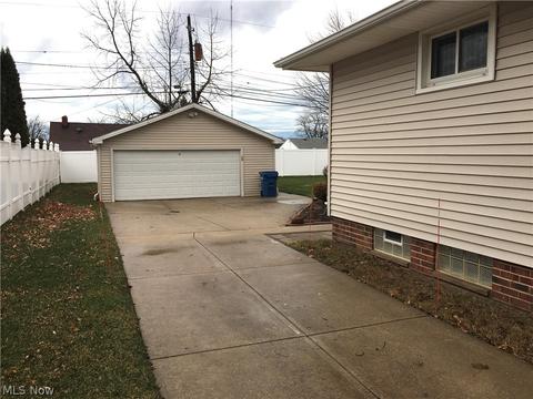 3080 Hetzel Dr, Parma, OH 44134 photo 20
