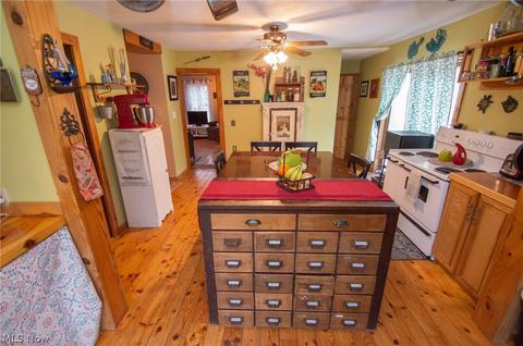 5784 Stoneville Rd, Windsor, OH 44099 photo 6