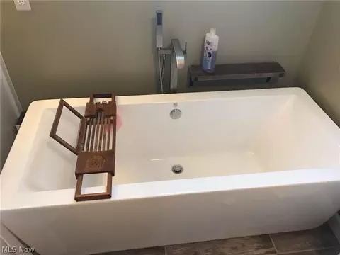 2942 E Celeste View Dr, Stow, OH 44224 photo 19