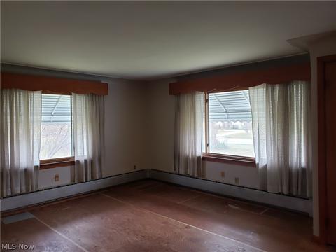 2762 S Range Rd E, New Springfield, OH 44443 photo 3