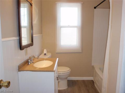 478 9th St, Elyria, OH 44035 photo 15