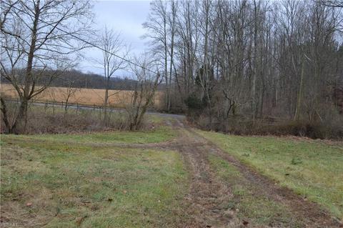 2775 Buckner Bend Rd, Walker, WV 26180 photo 2