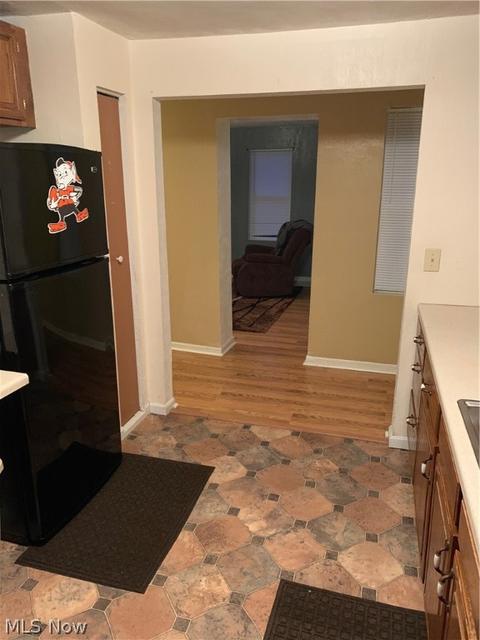 255 E 46 St, Lorain, OH 44052 photo 8