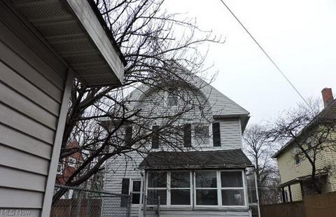 4712 Topper Ave, Ashtabula, OH 44004 photo 2